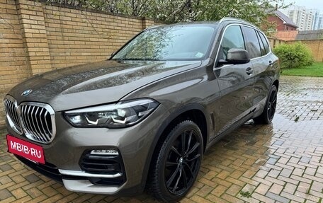 BMW X5, 2019 год, 7 500 000 рублей, 2 фотография