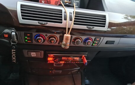 BMW 7 серия, 2006 год, 800 000 рублей, 9 фотография