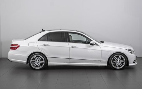 Mercedes-Benz E-Класс, 2012 год, 1 880 000 рублей, 5 фотография