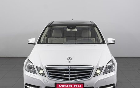 Mercedes-Benz E-Класс, 2012 год, 1 880 000 рублей, 3 фотография