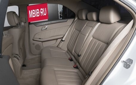 Mercedes-Benz E-Класс, 2012 год, 1 880 000 рублей, 12 фотография