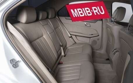 Mercedes-Benz E-Класс, 2012 год, 1 880 000 рублей, 10 фотография