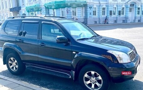 Toyota Land Cruiser 200, 2008 год, 2 700 000 рублей, 10 фотография