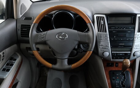 Lexus RX II рестайлинг, 2003 год, 1 569 000 рублей, 13 фотография