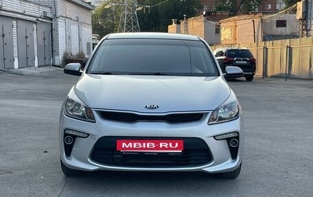 KIA Rio IV, 2018 год, 1 425 000 рублей, 2 фотография