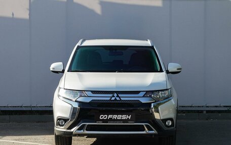 Mitsubishi Outlander III рестайлинг 3, 2019 год, 2 150 000 рублей, 3 фотография