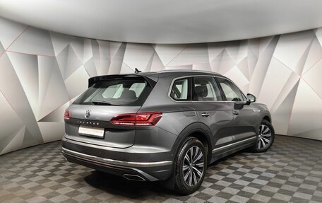 Volkswagen Touareg III, 2020 год, 4 850 000 рублей, 2 фотография