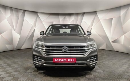 Volkswagen Touareg III, 2020 год, 4 850 000 рублей, 7 фотография