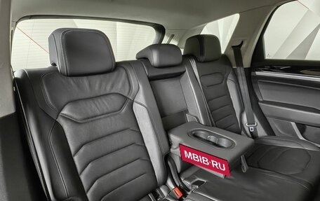 Volkswagen Touareg III, 2020 год, 4 850 000 рублей, 12 фотография