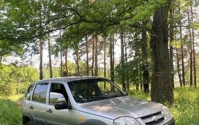 Chevrolet Niva I рестайлинг, 2011 год, 285 000 рублей, 1 фотография