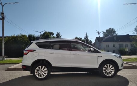 Ford Kuga III, 2017 год, 1 600 000 рублей, 4 фотография