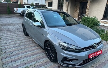 Volkswagen Golf R VII, 2017 год, 4 000 000 рублей, 8 фотография