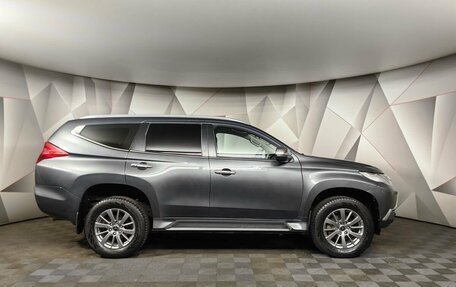 Mitsubishi Pajero Sport III рестайлинг, 2021 год, 2 595 000 рублей, 6 фотография