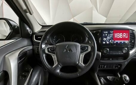 Mitsubishi Pajero Sport III рестайлинг, 2021 год, 2 595 000 рублей, 17 фотография