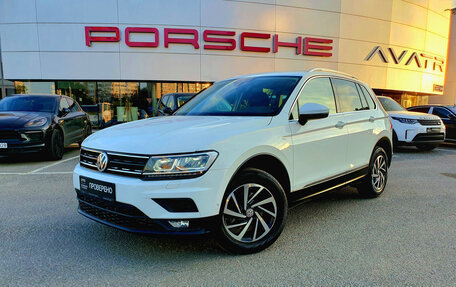 Volkswagen Tiguan II, 2019 год, 2 500 000 рублей, 2 фотография