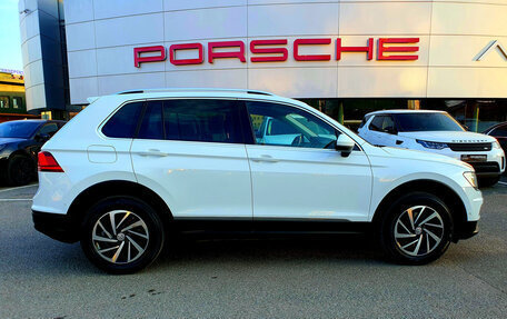 Volkswagen Tiguan II, 2019 год, 2 500 000 рублей, 8 фотография