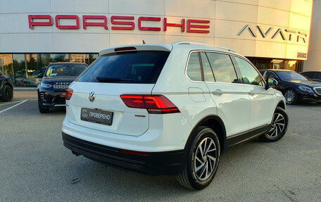 Volkswagen Tiguan II, 2019 год, 2 500 000 рублей, 9 фотография