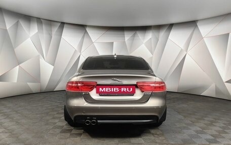 Jaguar XE I рестайлинг, 2016 год, 1 795 150 рублей, 8 фотография