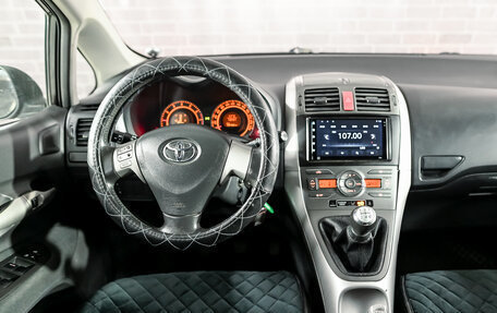Toyota Auris II, 2008 год, 750 000 рублей, 18 фотография