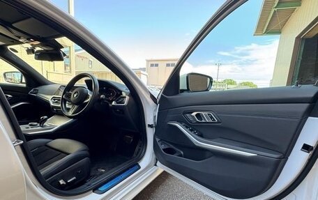 BMW 3 серия, 2020 год, 2 350 333 рублей, 28 фотография
