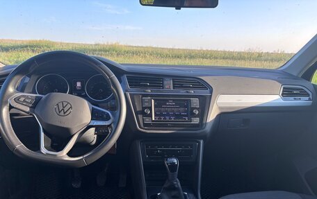 Volkswagen Tiguan II, 2021 год, 2 299 999 рублей, 6 фотография