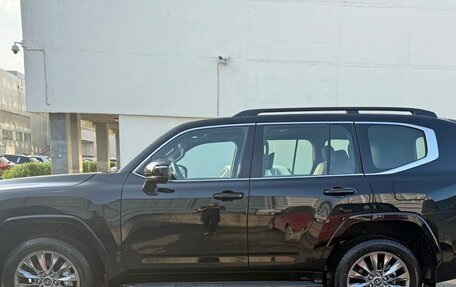 Toyota Land Cruiser, 2024 год, 13 800 000 рублей, 4 фотография