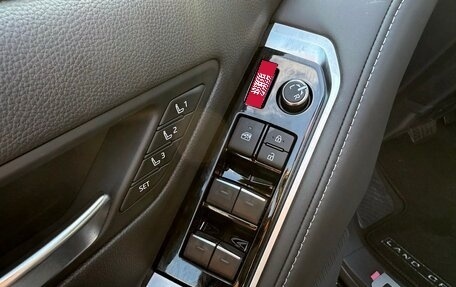 Toyota Land Cruiser, 2024 год, 13 800 000 рублей, 18 фотография