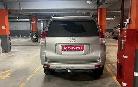 Toyota Land Cruiser Prado 150 рестайлинг 2, 2010 год, 3 050 000 рублей, 3 фотография