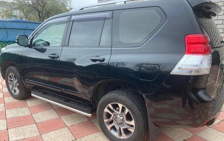 Toyota Land Cruiser Prado 150 рестайлинг 2, 2013 год, 3 650 000 рублей, 4 фотография