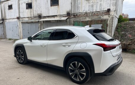 Lexus UX I, 2019 год, 2 500 000 рублей, 9 фотография