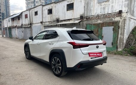 Lexus UX I, 2019 год, 2 500 000 рублей, 8 фотография