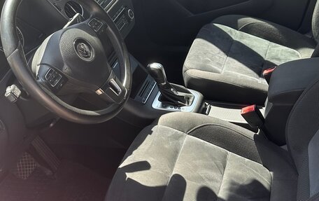 Volkswagen Tiguan I, 2013 год, 1 370 000 рублей, 10 фотография