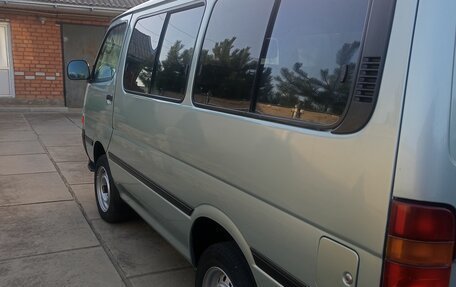 Toyota HiAce H100, 2002 год, 1 100 000 рублей, 8 фотография