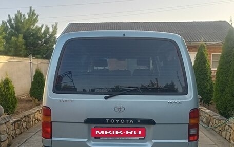Toyota HiAce H100, 2002 год, 1 100 000 рублей, 6 фотография