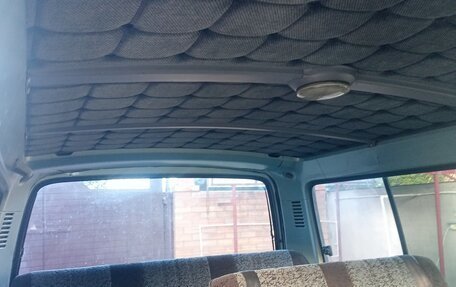 Toyota HiAce H100, 2002 год, 1 100 000 рублей, 24 фотография