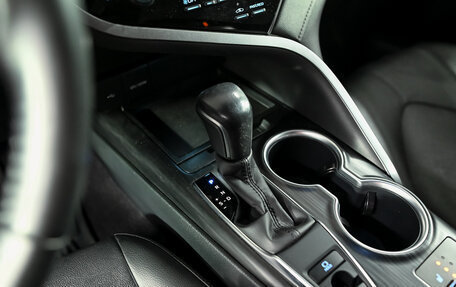 Toyota Camry, 2021 год, 3 440 000 рублей, 16 фотография