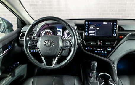 Toyota Camry, 2021 год, 3 440 000 рублей, 21 фотография