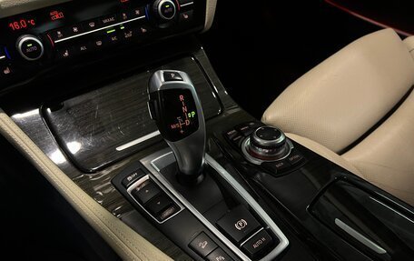 BMW 5 серия, 2012 год, 1 800 000 рублей, 16 фотография