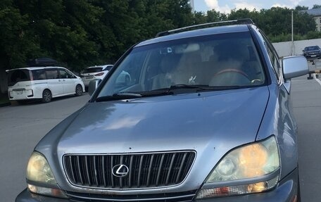 Lexus RX IV рестайлинг, 2002 год, 870 000 рублей, 2 фотография