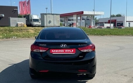Hyundai Elantra V, 2011 год, 930 000 рублей, 3 фотография