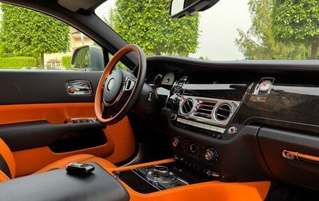 Rolls-Royce Wraith, 2017 год, 30 000 000 рублей, 9 фотография