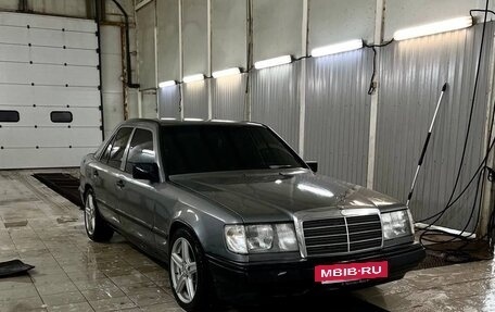 Mercedes-Benz W124, 1988 год, 450 000 рублей, 8 фотография