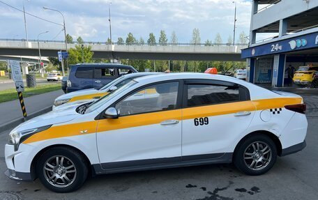 KIA Rio IV, 2021 год, 1 350 000 рублей, 3 фотография