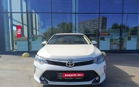 Toyota Camry, 2018 год, 2 299 800 рублей, 2 фотография
