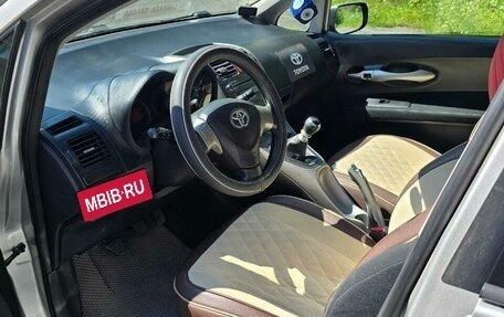 Toyota Auris II, 2009 год, 750 000 рублей, 9 фотография