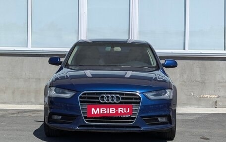 Audi A4, 2013 год, 999 000 рублей, 2 фотография
