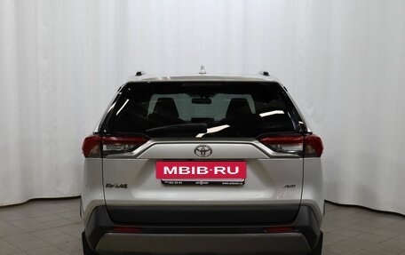 Toyota RAV4, 2020 год, 4 049 000 рублей, 5 фотография