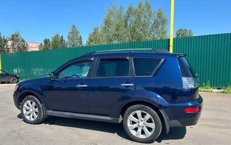 Mitsubishi Outlander III рестайлинг 3, 2011 год, 1 100 000 рублей, 5 фотография