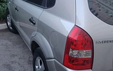 Hyundai Tucson III, 2008 год, 850 000 рублей, 8 фотография