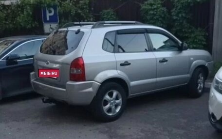 Hyundai Tucson III, 2008 год, 850 000 рублей, 2 фотография